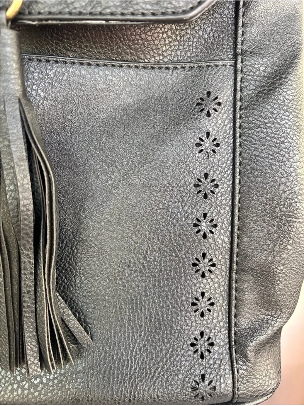N/A stylish black